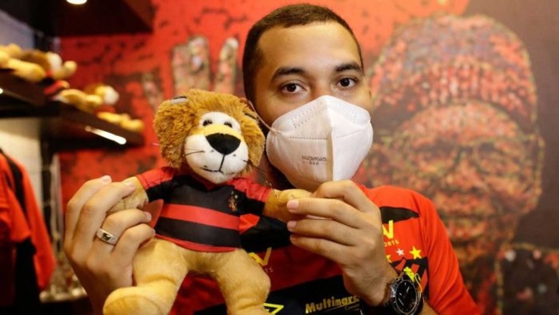 Sport Clube do Recife repudia homofobia de dirigente contra Gil do Vigor