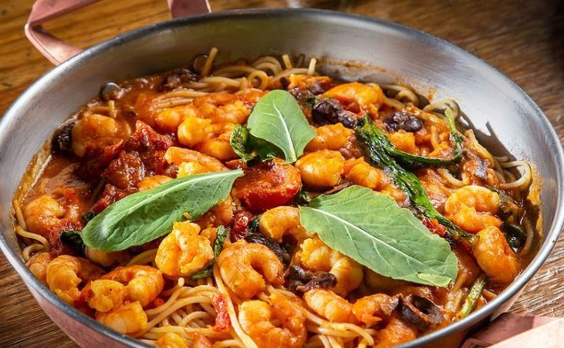 Pratos com camarão em Goiânia no Coco Bambu