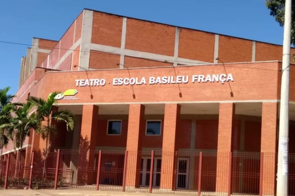 Basileu França abre vagas remanescentes para Grupos Sinfônicos