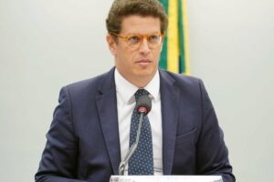PF tira de investigação delegado que pediu busca e apreensão contra Salles (Foto: Câmara dos Deputados)