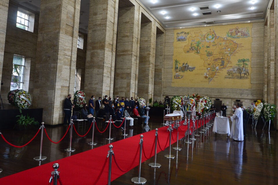 Corpo de Bruno Covas é enterrado em Santos (Foto: Francisco Cepeda/AgNews)