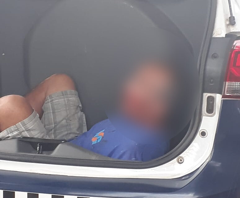 Armado com faca, homem ensanguentado invade CMEI em Goiânia