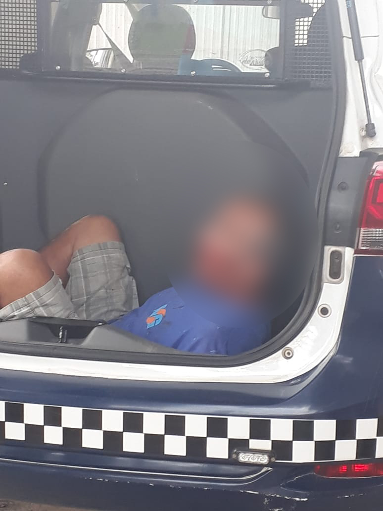 Armado com faca, homem ensanguentado invade CMEI em Goiânia