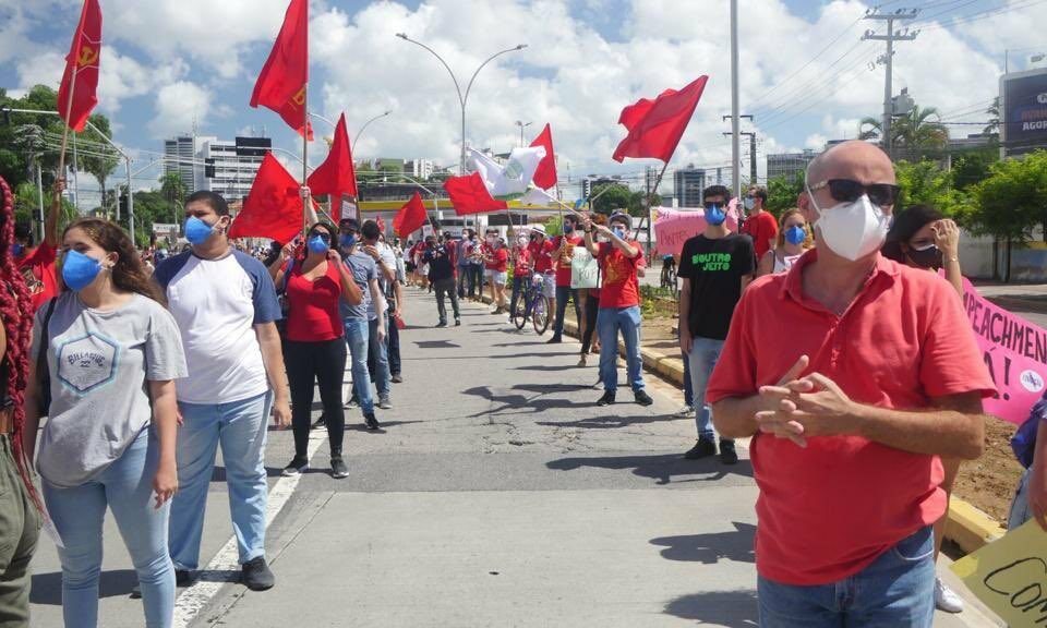 Após troca e afastamentos na PM, excesso policial em ato contra Bolsonaro leva à queda de secretário em PE