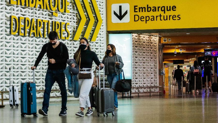 SP culpa Anvisa por caso de passageiro com variante indiana; agência rebate