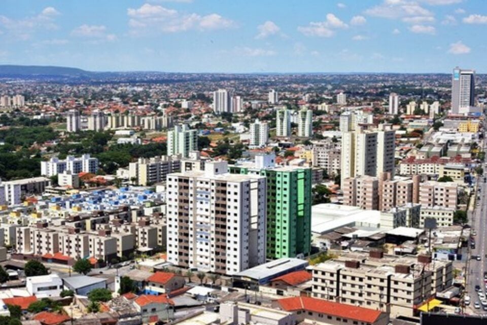Prédios em Apaercida de Goiânia