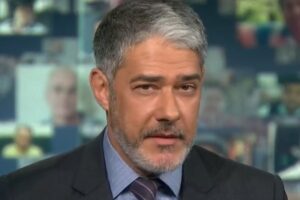 Jornalista está há 26 anos à frente do jornalístico. William Bonner já tem data para deixar 'Jornal Nacional', diz colunista