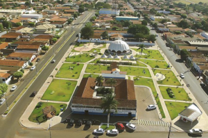 Justiça bloqueia R$ 53 mil em bens de ex-prefeito de Joviânia