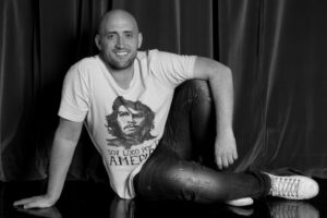 Missa de Sétimo Dia de Paulo Gustavo será transmitida na TV; saiba mais Paulo Gustavo é velado em cerimônia restrita a familiares e amigos; fotos