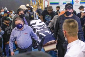 Velório de Mc Kevin atrai multidão em São Paulo; confira fotos