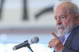 Declaração foi feito ao jornal francês Paris Match nesta quinta-feira (20) (Foto: Ricardo Stuckert)