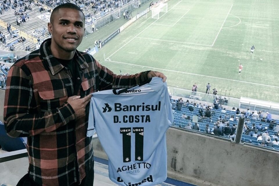 Douglas Costa