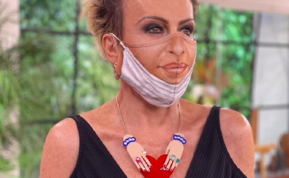 Com corte chanel, apresentadora homenageou a cantora Sia. Ana Maria Braga apresenta Mais Você de peruca após cabeleireiro pegar Covid-19