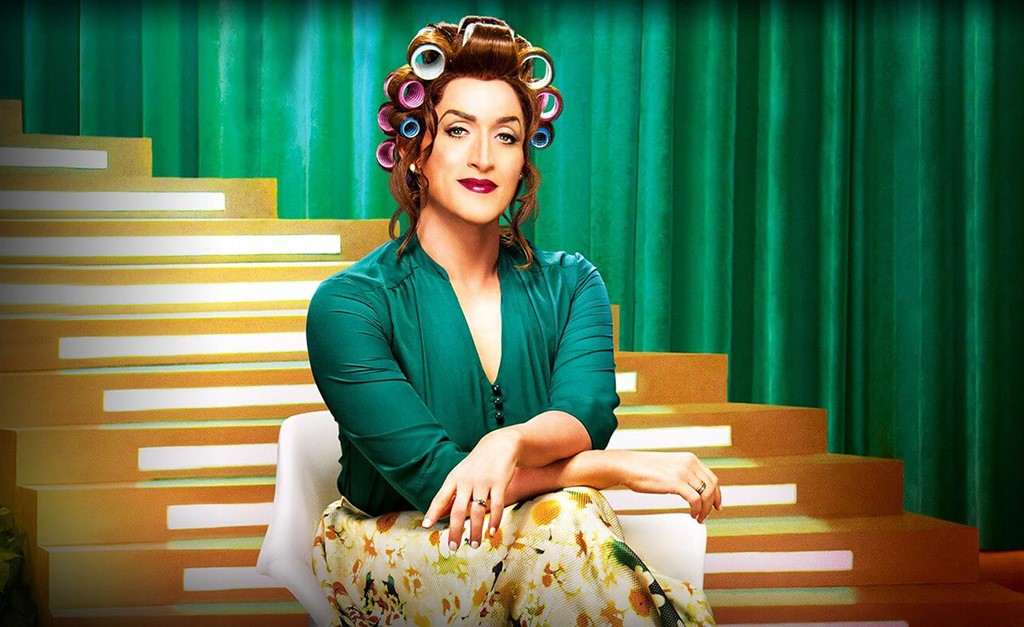 Thales Bretas quer arrecadar fundos para crianças refugiadas. Viúvo de Paulo Gustavo sorteia figurino de Dona Hermínia para ajudar órfãos