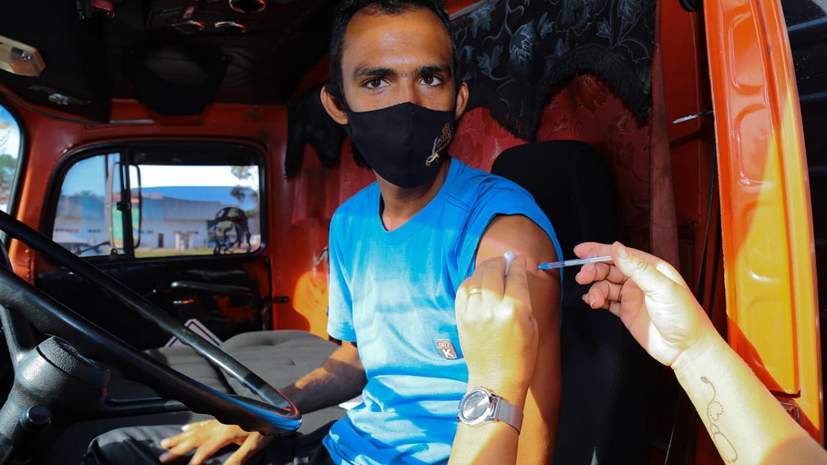 A partir desta quarta-feira (2), Aparecida de Goiânia inicia a vacinação contra a Covid-19 para todas as pessoas com 58 anos de idade (Foto: Enio Medeiros - Aparecida / Divulgação)