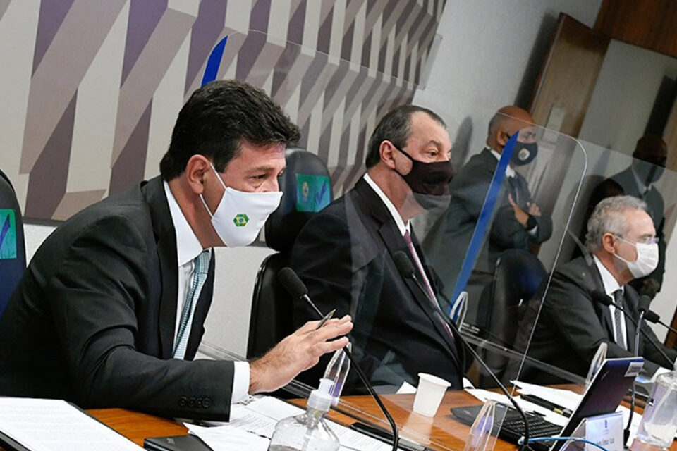 Quatro cientistas políticos analisam o "além" da busca por culpado na CPI da Covid