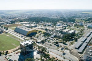 Ministro da Educação visita Anápolis para criação de universidade