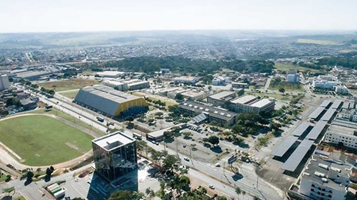 Ministro da Educação visita Anápolis para criação de universidade