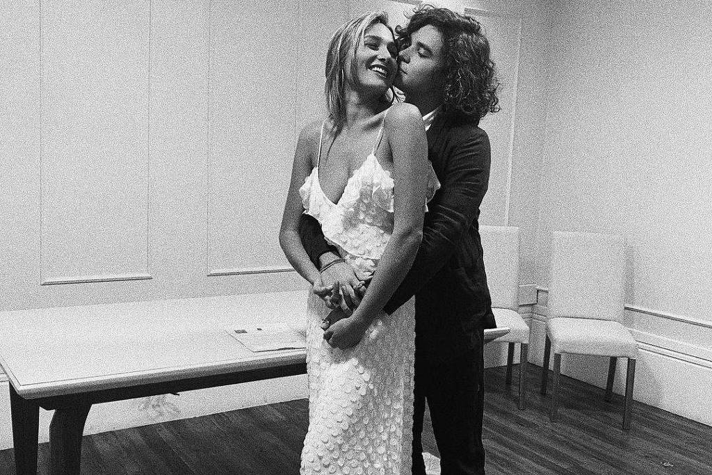 Sasha Meneghel se casa com o cantor João Figueiredo