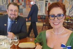 Deputada empregava até janeiro em seu gabinete irmão de Nabhan Garcia, secretário ao qual Bruno Zambelli será subordinado