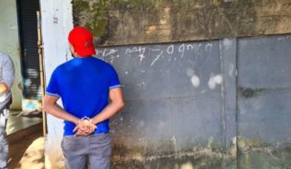 Nove anos depois do crime, a Polícia Civil prendeu em Goiânia um foragido da Justiça de Alagoas por matar e ocultar o cadáver do próprio pai