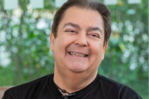 Faustão entrará no ar na Band de 2ª a 6ª e leva mais gente da Globo Faustão estreia na Band em janeiro de 2022