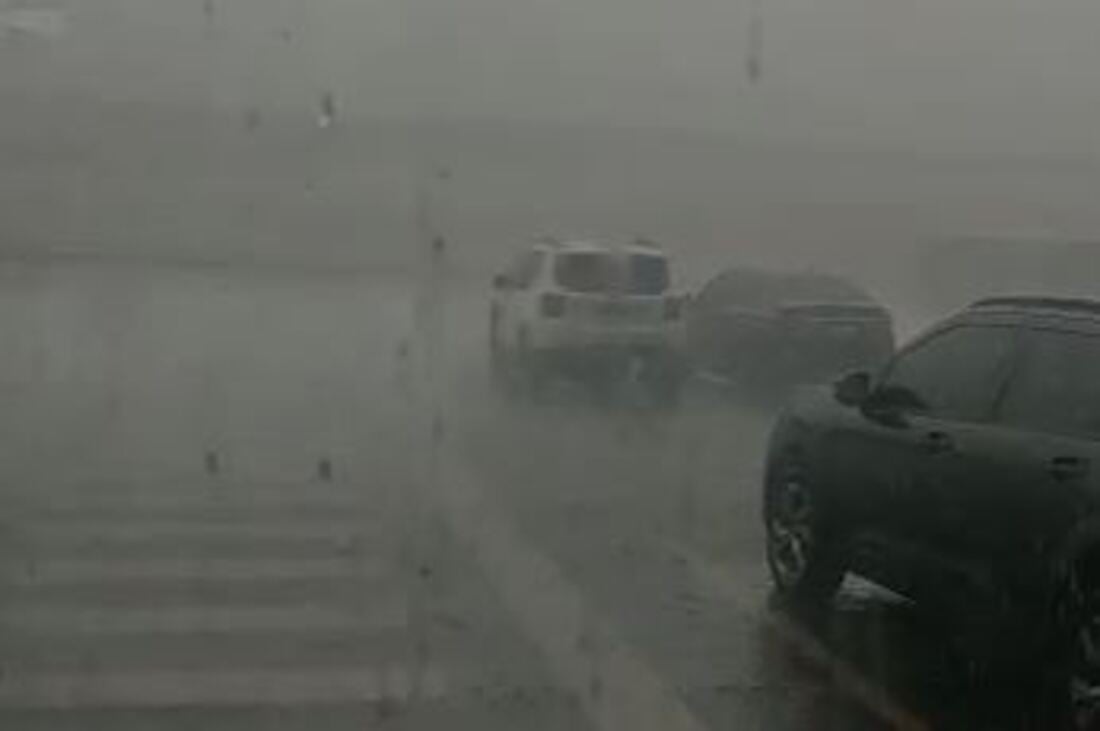 Previsão do tempo emite alerta de perigo por chuvas intensas em Goiás