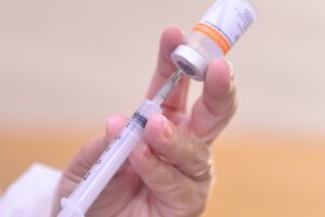 Veja onde se vacinar contra covid-19 nesta quarta-feira (12) em Goiânia