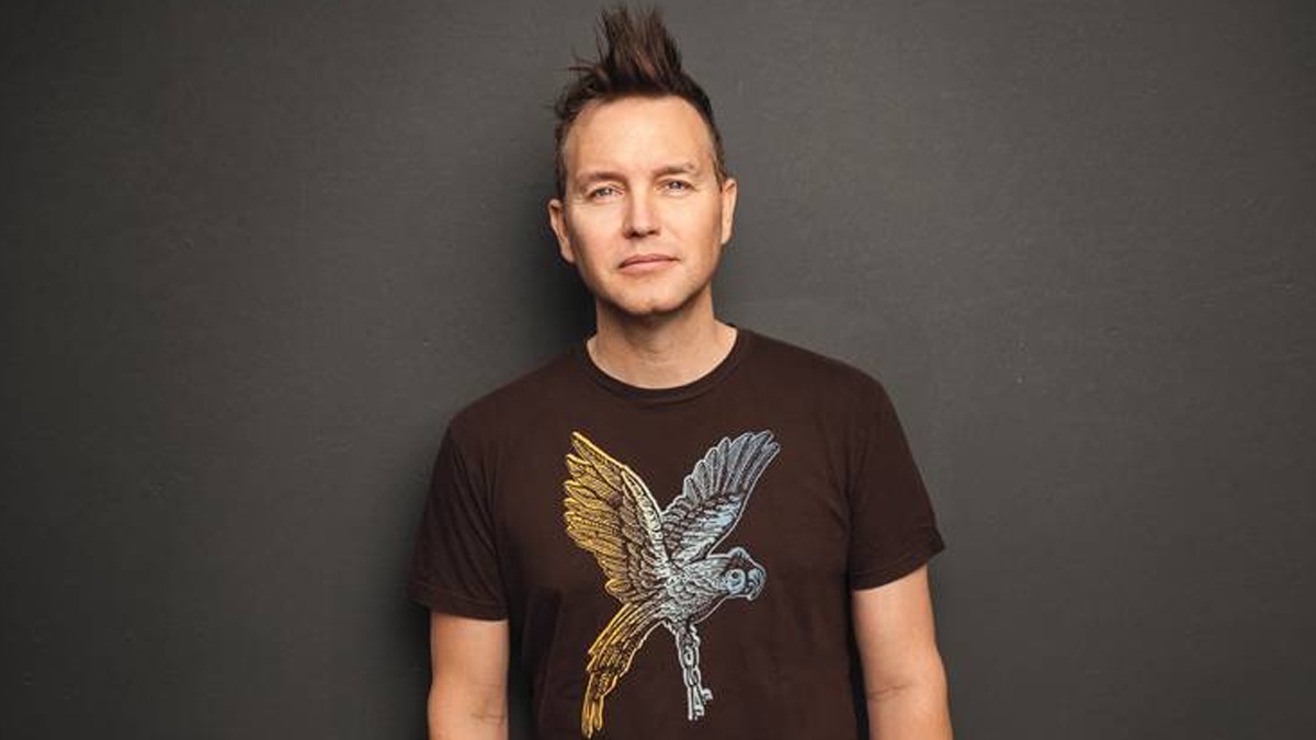 Vocalista do 'Blink-182' revela que está com câncer: 'Estou com medo'