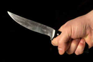 Quase 10 anos depois, a Polícia prendeu em Curitiba um homem por assassinar a facadas a esposa, após uma crise de ciúmes, em Goiânia