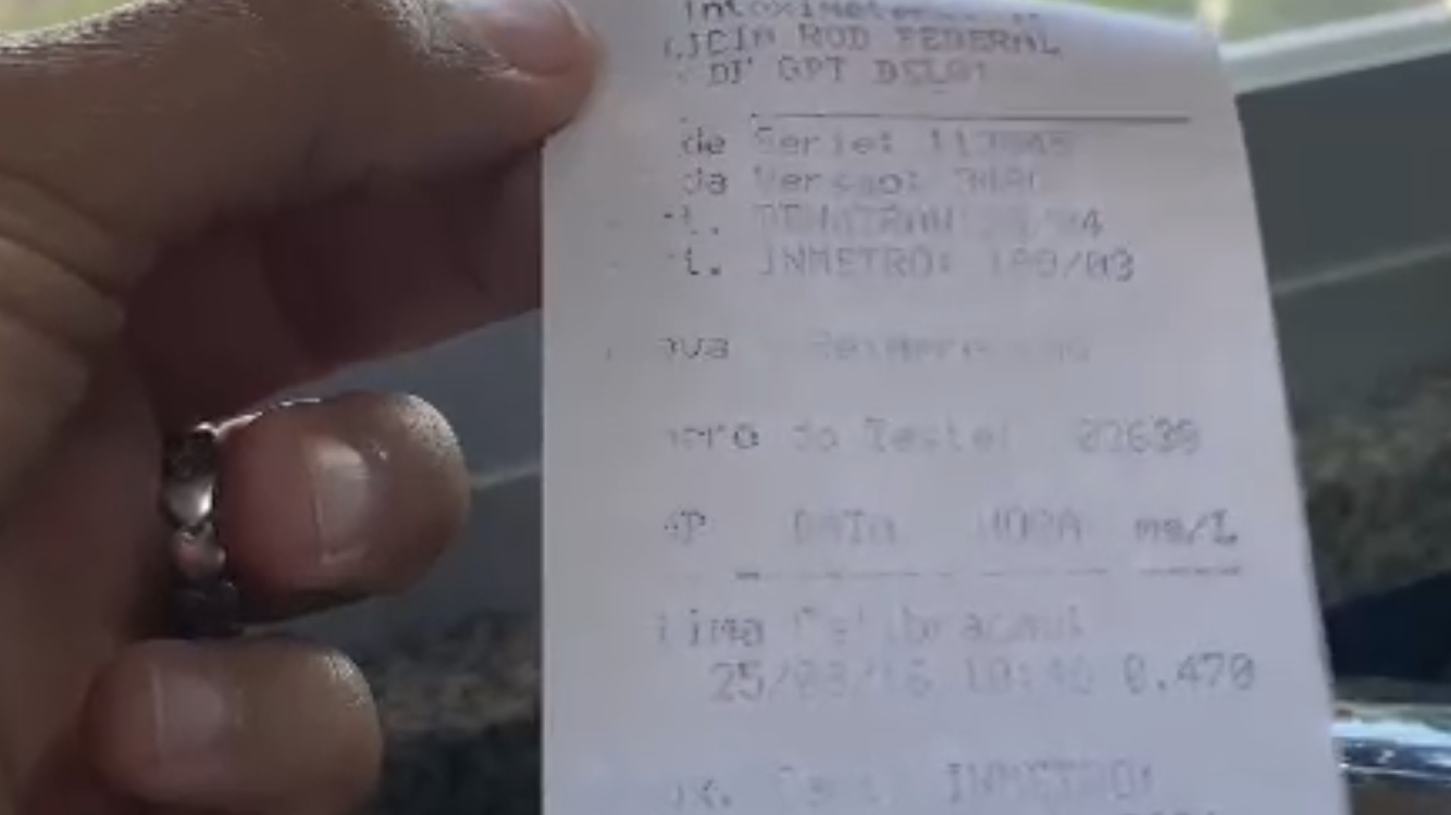 Ele foi encaminhado ao Centro Integrado de Operações de Segurança - CIOPS do Céu Azul.