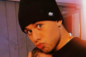 instagram Maria Alice Zé Felipe posa com a filha recém-nascida e internautas apontam semelhança