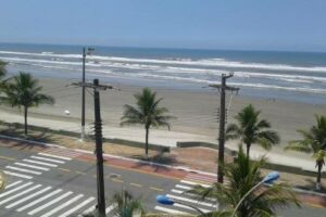 Litoral de Mongaguá, na baixada santista, em São Paulo (Foto: Trip Advisor)