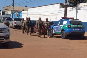 A força-tarefa que faz buscas por Lázaro Barbosa parte para o 16º dia de caçada, nesta quinta-feira (24), em Cocalzinho de Goiás.