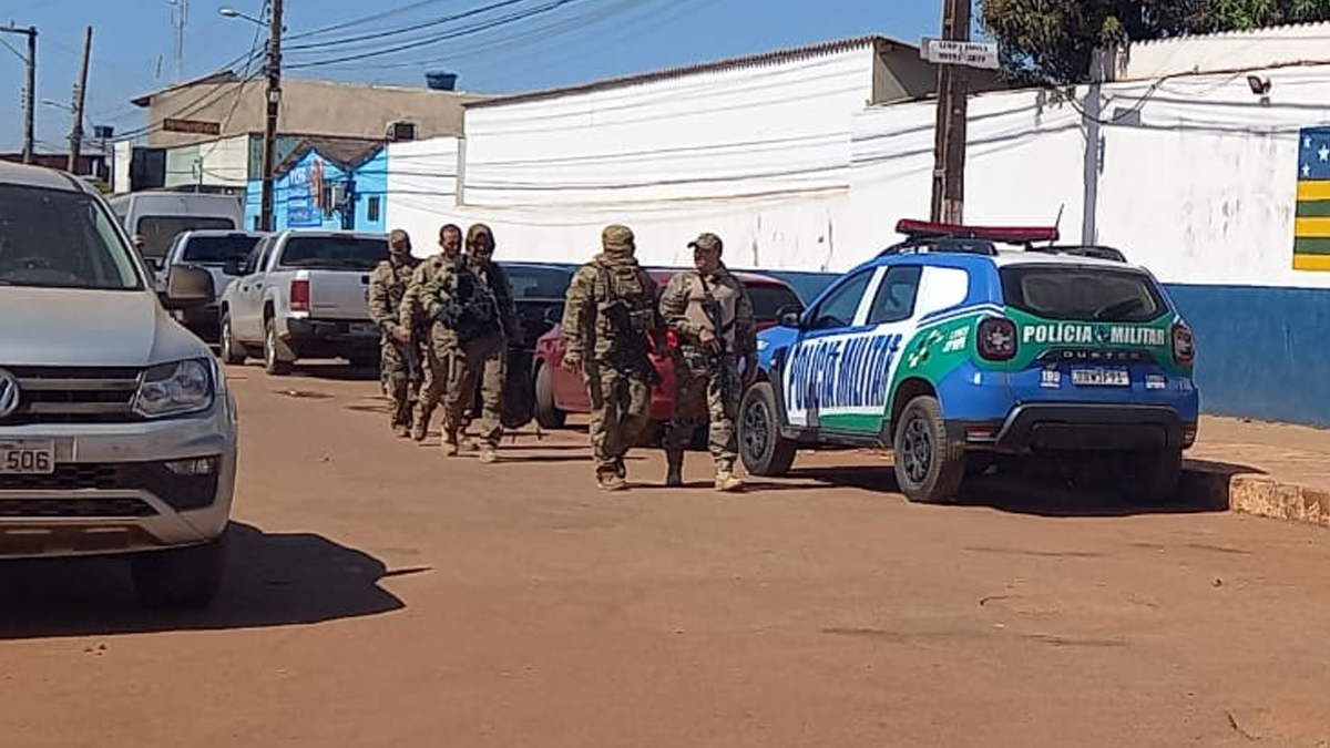 A força-tarefa que faz buscas por Lázaro Barbosa parte para o 16º dia de caçada, nesta quinta-feira (24), em Cocalzinho de Goiás.