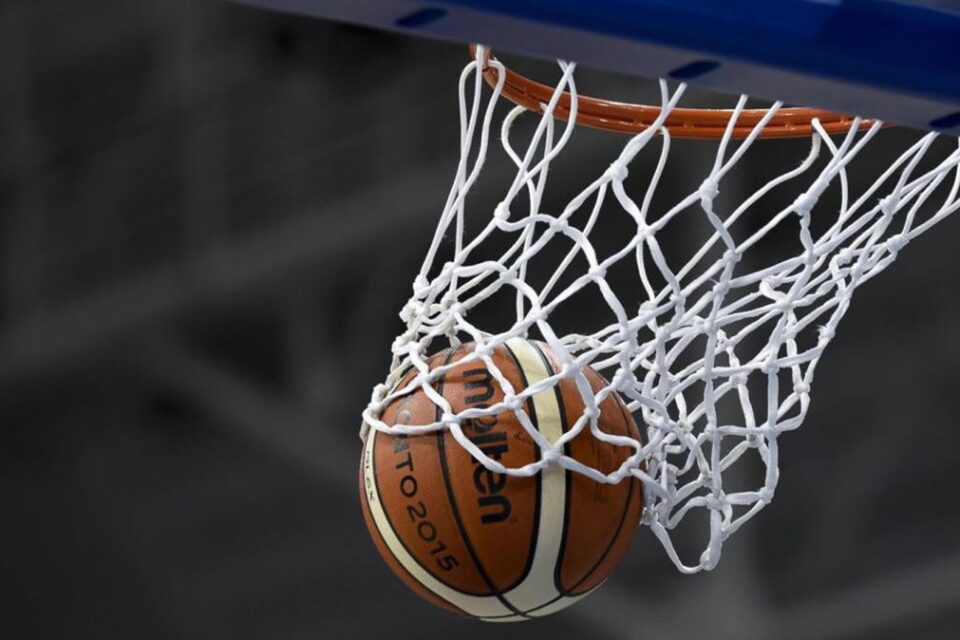 Cesta de Basquete