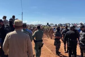Cerca de 20 policiais da Força Nacional devem se juntar aos mais de 200 agentes que atuam na força-tarefa para encontrar Lázaro. (Foto: divulgação)Cerca de 20 policiais da Força Nacional devem se juntar aos mais de 200 agentes que atuam na força-tarefa para encontrar Lázaro. (Foto: divulgação)