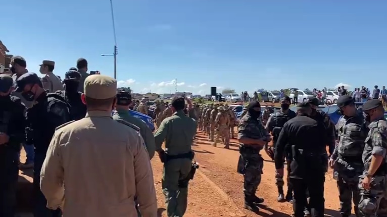 Cerca de 20 policiais da Força Nacional devem se juntar aos mais de 200 agentes que atuam na força-tarefa para encontrar Lázaro. (Foto: divulgação)Cerca de 20 policiais da Força Nacional devem se juntar aos mais de 200 agentes que atuam na força-tarefa para encontrar Lázaro. (Foto: divulgação)
