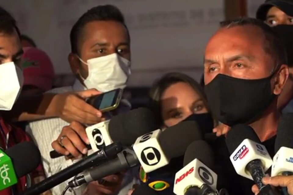 O secretário de Segurança Pública de Goiás (SSP-GO), Rodney Miranda, rebateu as críticas feitas à força-tarefa que procura Lázaro. (Foto: Mais Brasília)