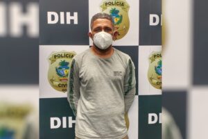 Acusado de matar ex-namorada e jogar corpo em fossa vai a júri-popular, em Goiânia - O auxiliar de serviços gerais Sebastião Carlos Lima da Silva, acusado de matar Eliene da Silva Dourado e jogar o corpo em uma fossa no dia 5 de junho deste ano, em Goiânia, vai a júri popular. Ele também responderá por tentativa de feminicídio contra a ex-companheira Dayanne Pereira da Silva, no mês de novembro de 2018, em Senador Canedo, na região Metropolitana de Goiânia.