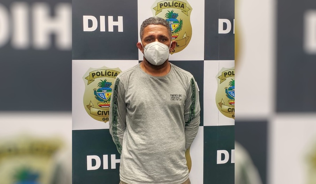 Acusado de matar ex-namorada e jogar corpo em fossa vai a júri-popular, em Goiânia - O auxiliar de serviços gerais Sebastião Carlos Lima da Silva, acusado de matar Eliene da Silva Dourado e jogar o corpo em uma fossa no dia 5 de junho deste ano, em Goiânia, vai a júri popular. Ele também responderá por tentativa de feminicídio contra a ex-companheira Dayanne Pereira da Silva, no mês de novembro de 2018, em Senador Canedo, na região Metropolitana de Goiânia.
