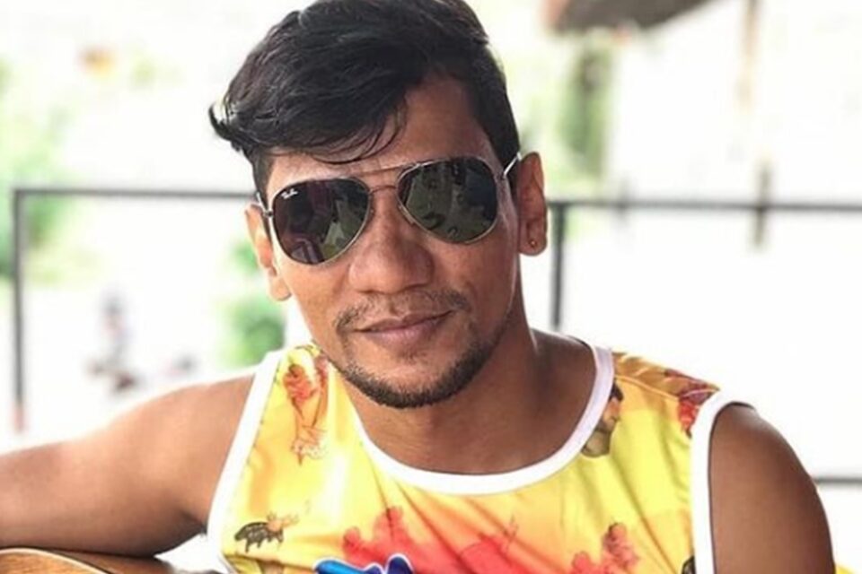 Cantor maranhense pede que parem de compará-lo com Lázaro
