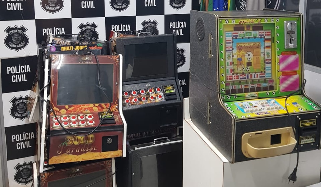 delegacia - Polícia apreende 12 máquinas caça-níqueis em comércios de Itumbiara