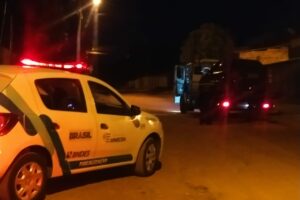 Estabelecimentos estavam com som automotivos, pessoas acima da capacidade e sem máscara