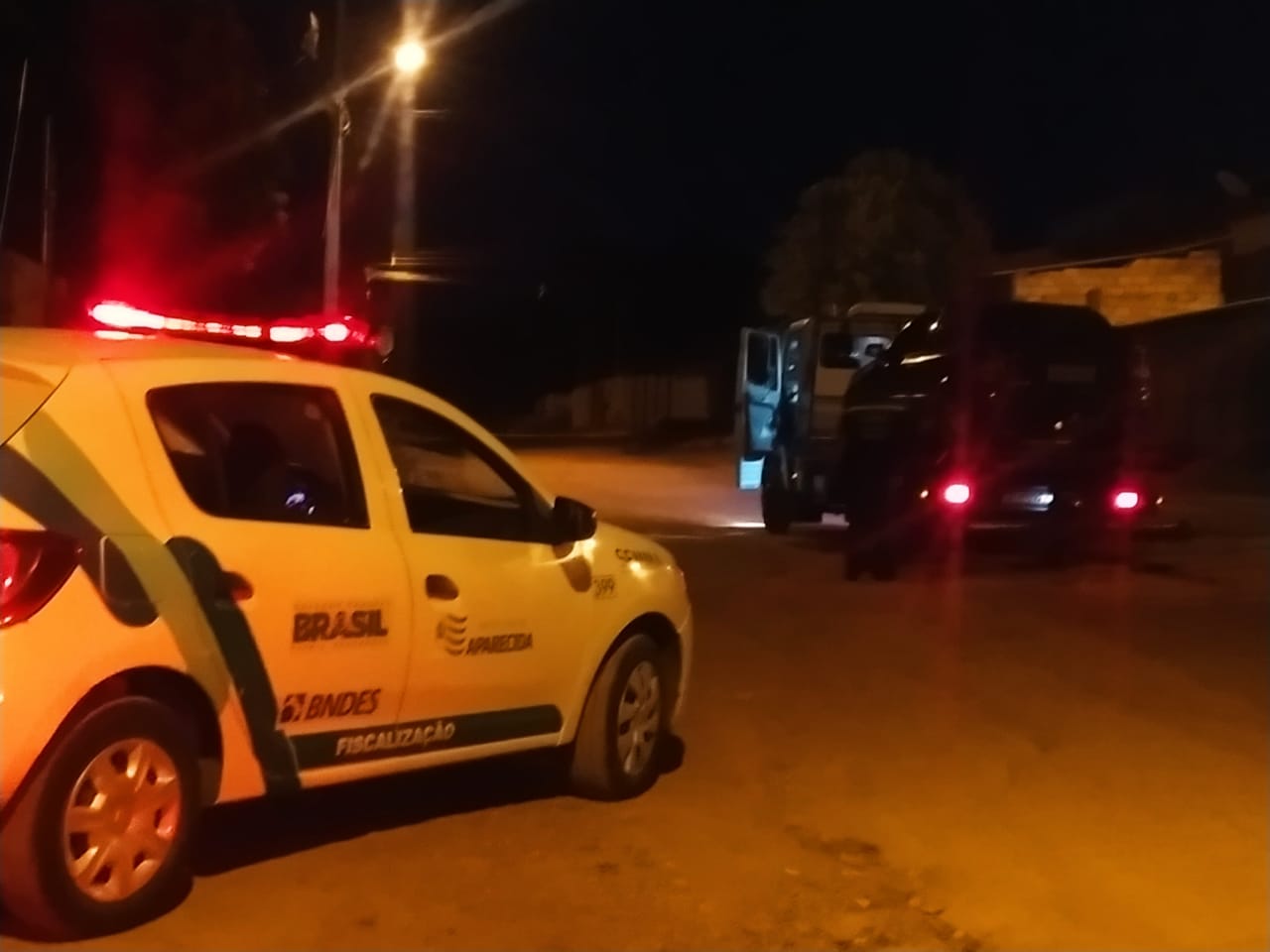 Estabelecimentos estavam com som automotivos, pessoas acima da capacidade e sem máscara