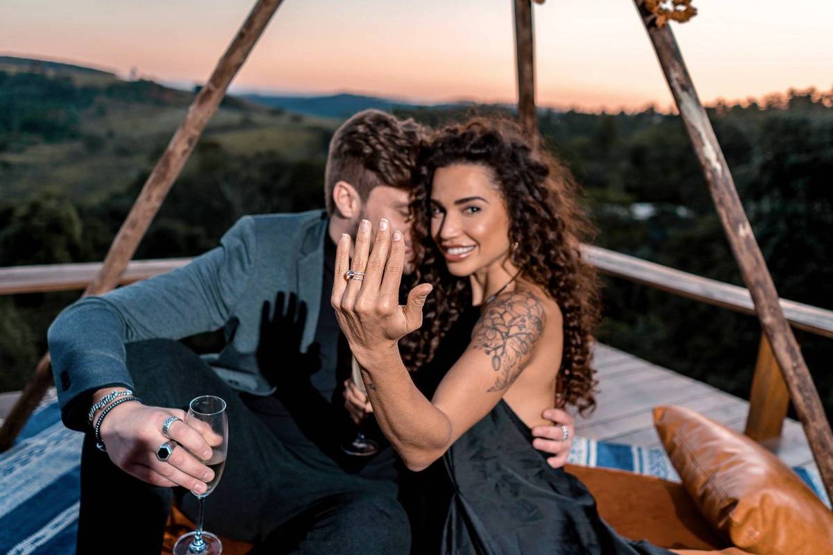 no limite BBB Breno Simões pede Paula Amorim em casamento; assista ao vídeo