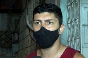 Motoboy é preso pela 2ª vez por ter nome igual ao de traficante do RJ - Um motoboy foi preso pela segunda vez no Rio de Janeiro, no domingo (20), por ter o mesmo nome de um traficante do Complexo do Alemão foragido da justiça. Ambos se chamam Alisson