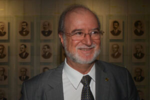 STF suspende condenação de ex-governador Eduardo Azeredo no mensalão do PSDB