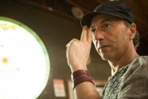 #EmCasaComSesc apresenta Zeca Baleiro