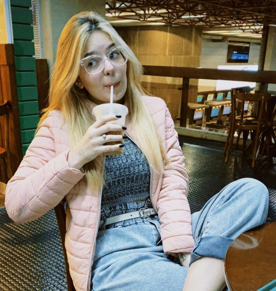 Viih Tube tira semana de folga em Goiânia: "Porque eu mereço"